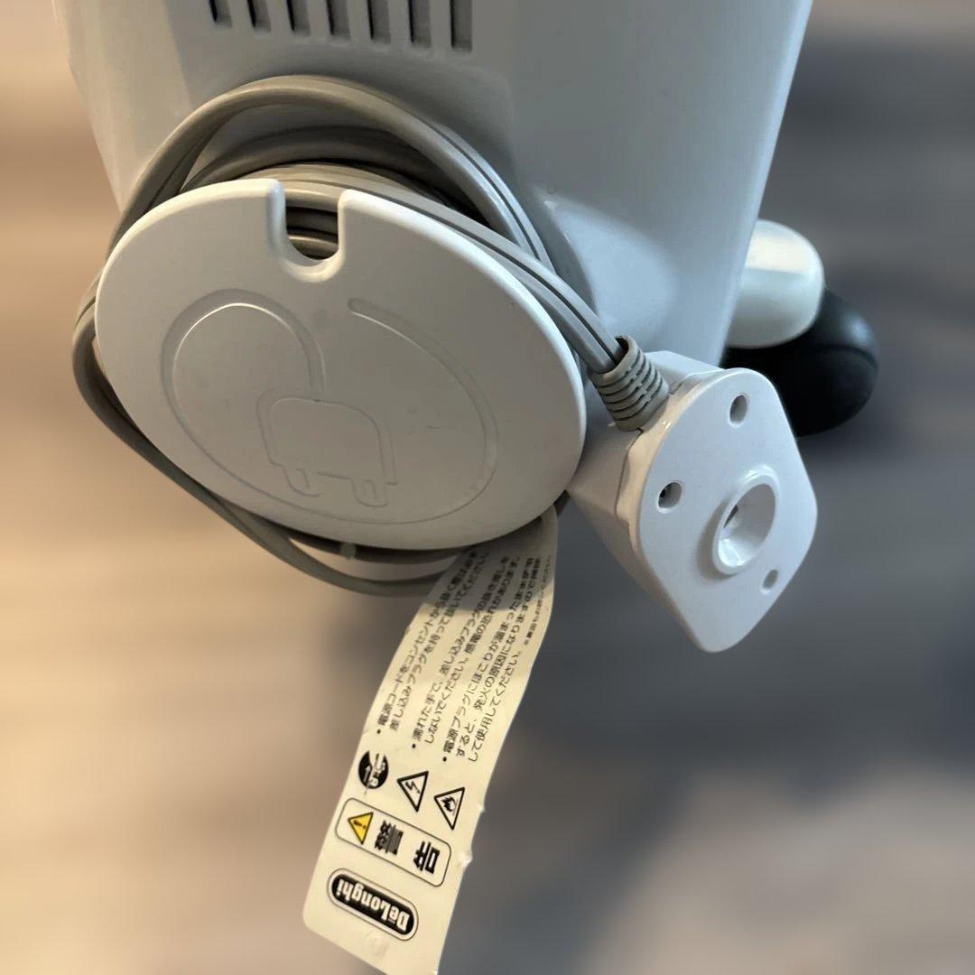 DeLonghi オイルヒーター ホワイト