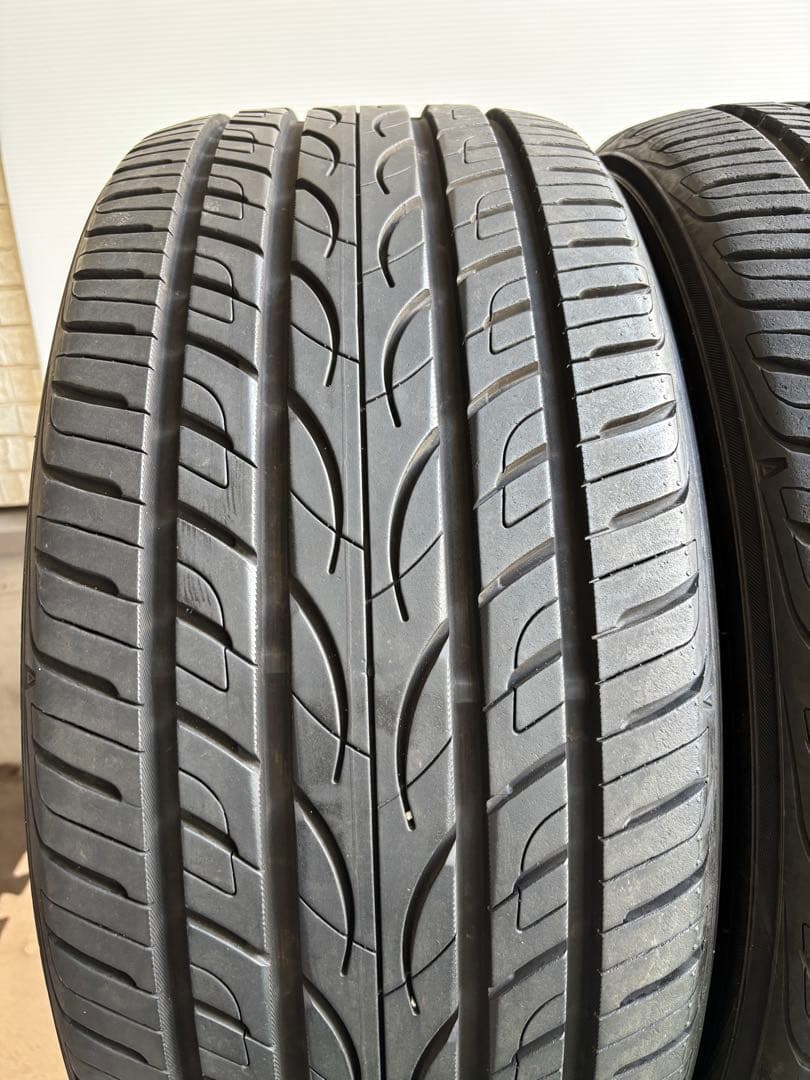 ①【国産バリ溝・送料無料‼️】 235/40r19 ヨコハマAVID エンビガー