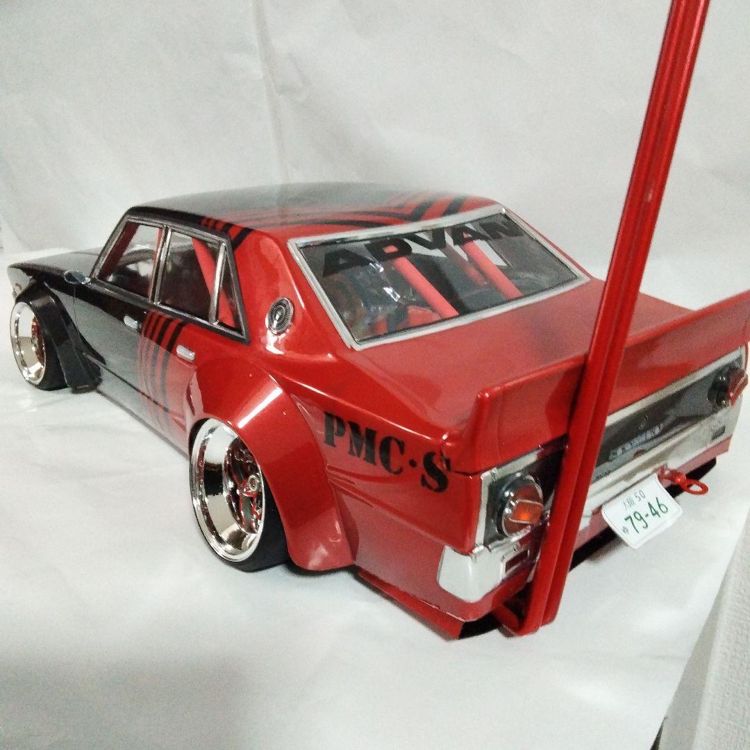 カスタムラジコンカー 黒赤ツートン（ケンメリ）