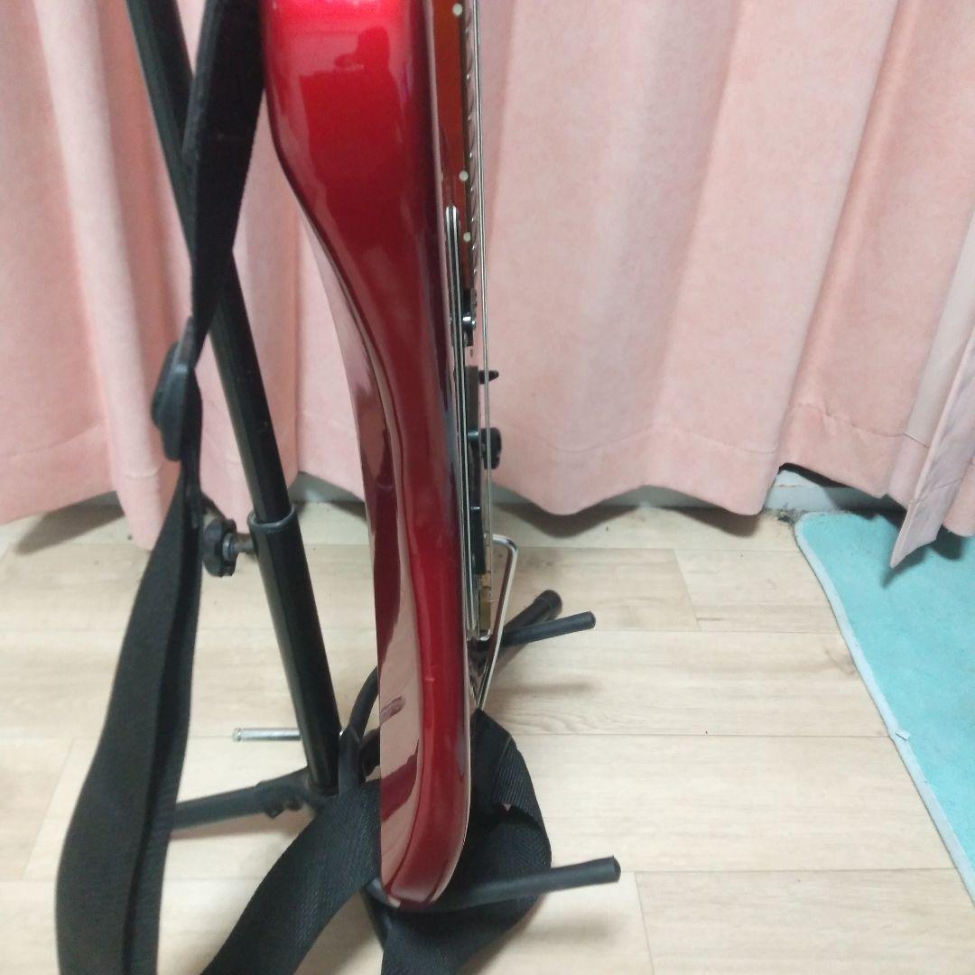フェルナンデス　リミテッドエディション　ストラトタイプ　赤色