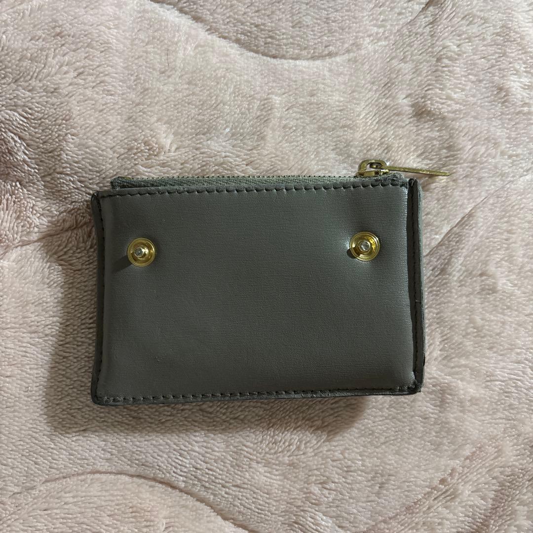 グレー 三つ折り財布 ゴールド金具付き