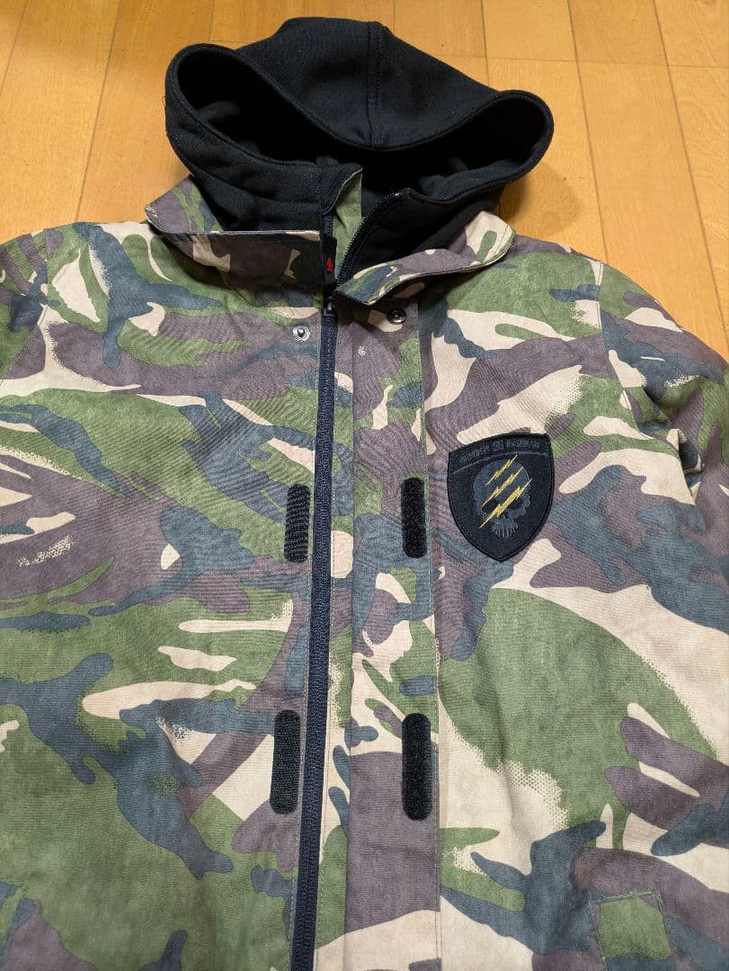 DC SHOES キッズ スノーボードウェア上下セット　120-140cm