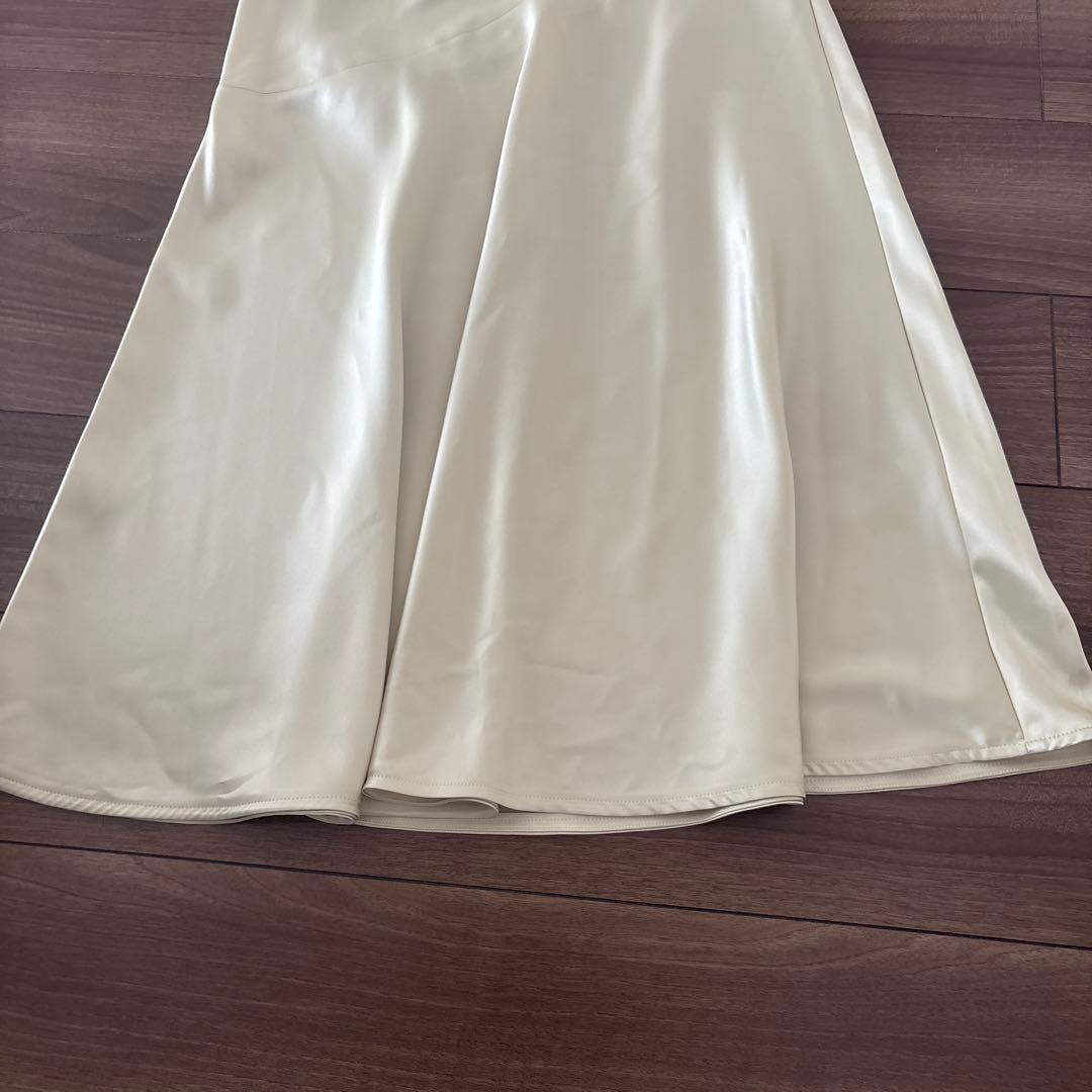 サテンバイヤススカート　フレアロングスカート美品❣️