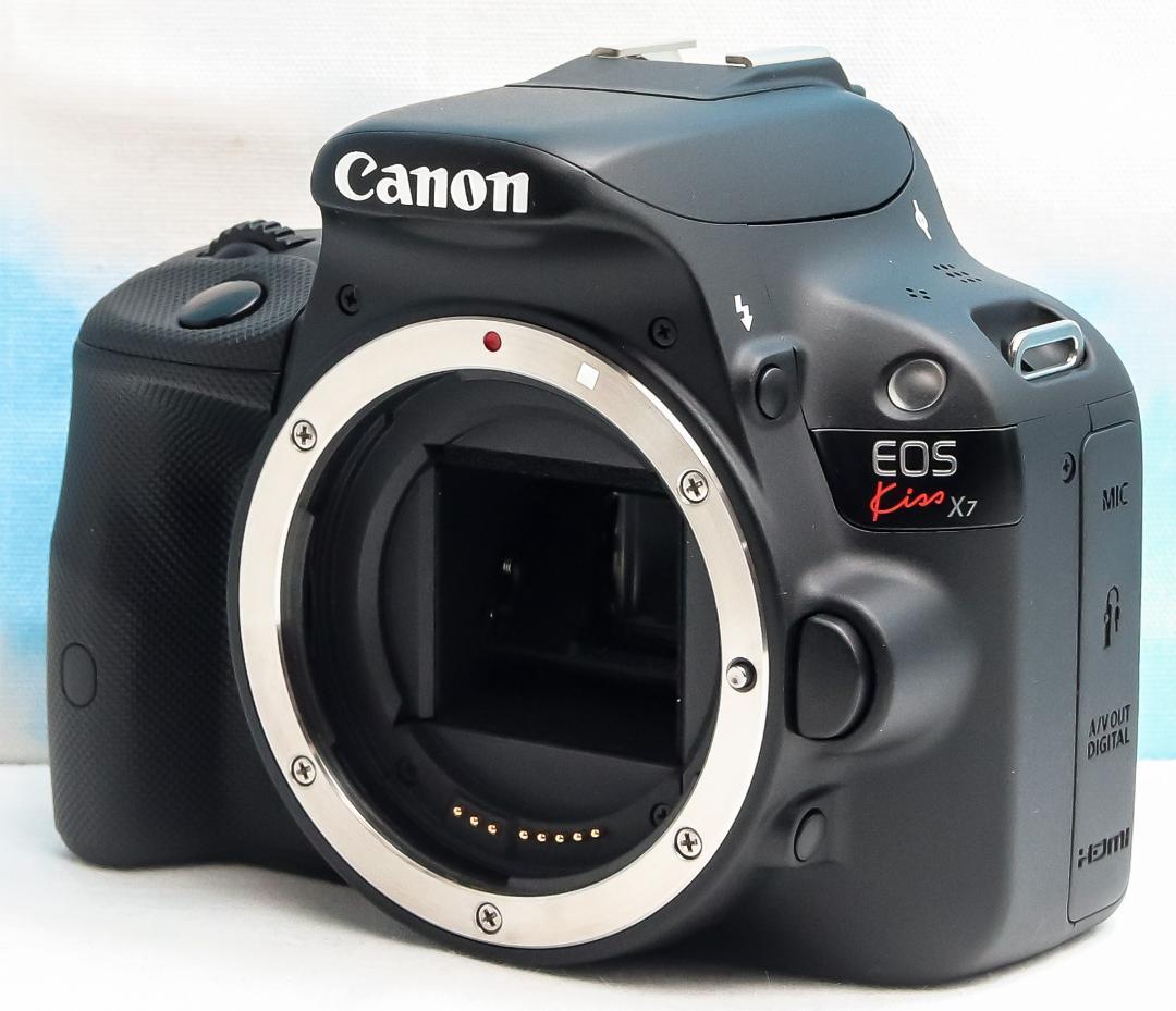 美品⭐️Canon kiss x7⭐️超小型一眼レフ⭐️スマホ転送♪⭐️一眼レフ