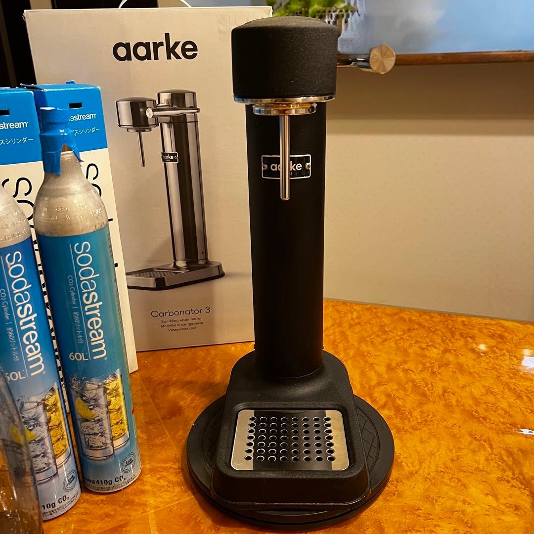 新品同様 AARKEカーボネーター3 (MB)満タンガス1〜3選択可、1Lボトル