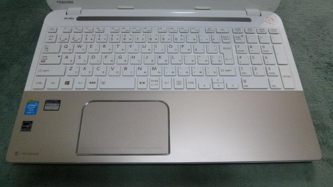 TOSHIBA 第４世代 CPUi3 T554/45KG 美品動作中古品