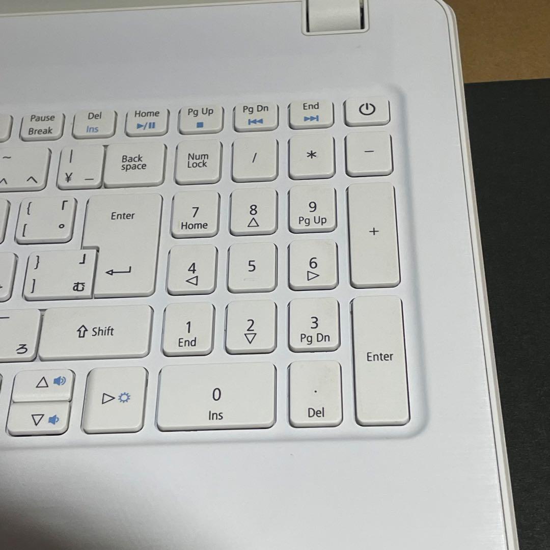 Gateway ノートパソコン NE NE574-S58G/F マーブルホワイト