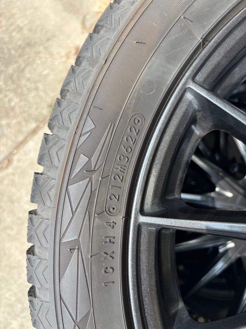 オーラ AURA スタッドレスタイヤ 205/50R17 アルミホイール