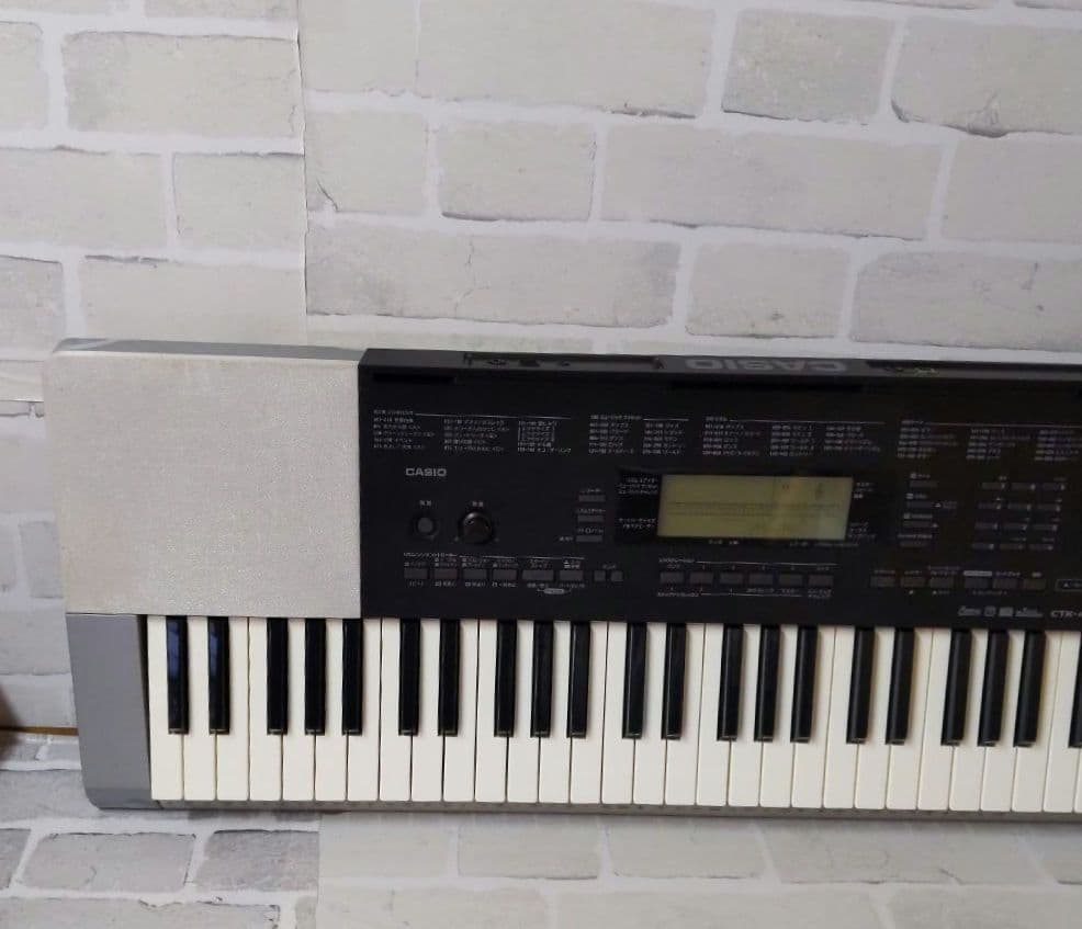 CASIO 電子ピアノ キーボード CTK-4200 61鍵盤 シルバー