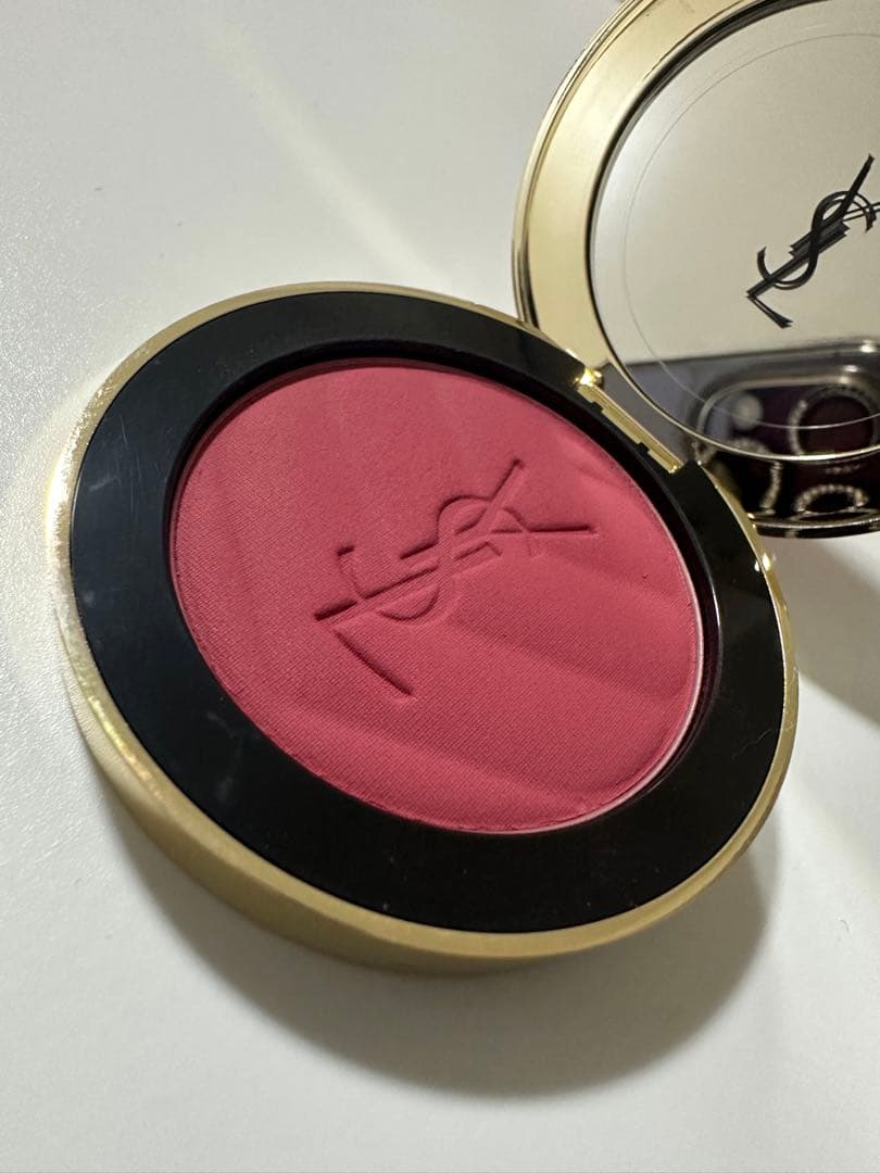 YSLパウダーチーク 54