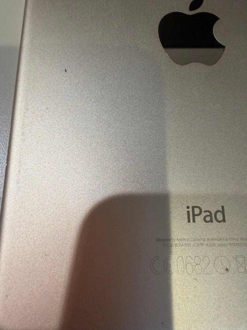 iPadミニ4 64GB Wi-Fi-Cellular simフリー　ゴールド