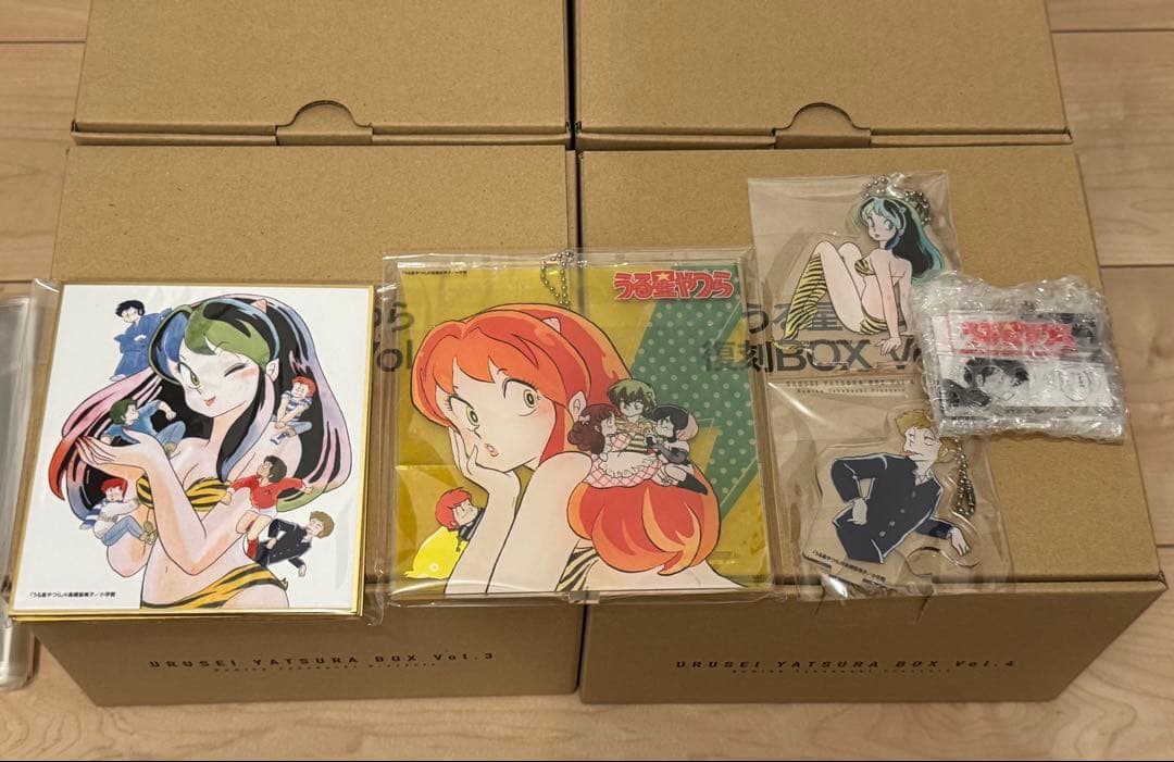 うる星やつら　復刻BOX vol.1-4セット　キーホルダー&ミニ色紙4種付き
