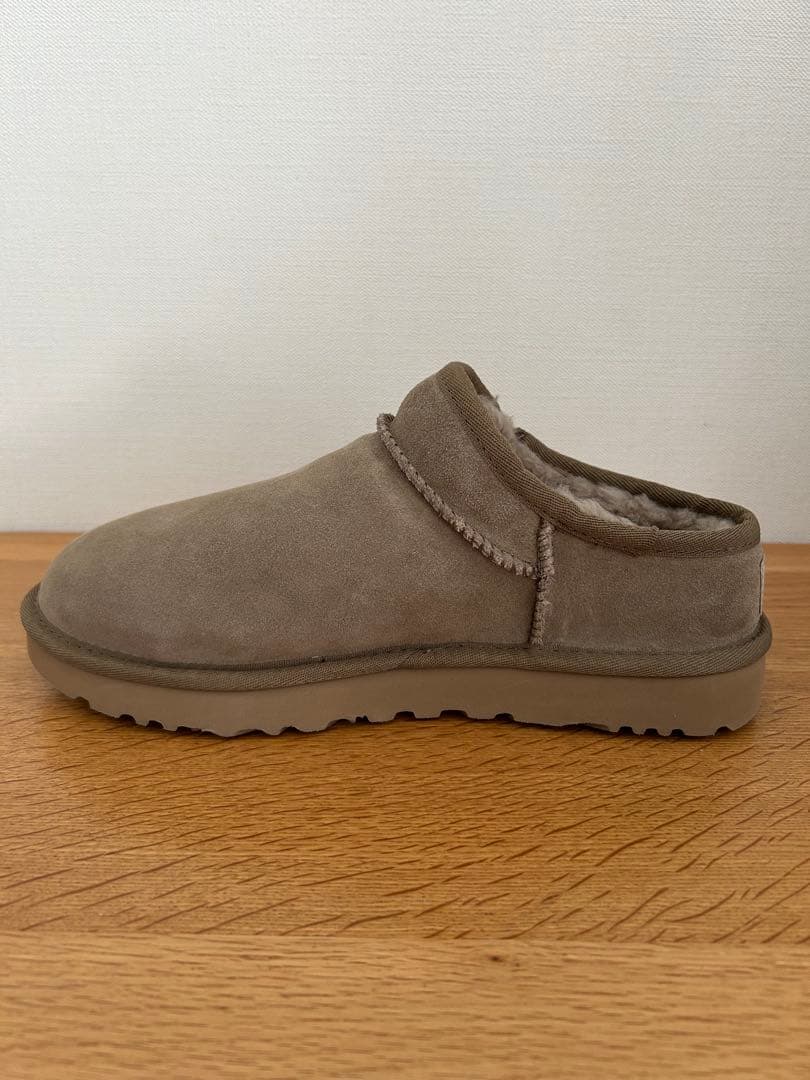 FRAMeWORK フレームワークUGG CLASSIC SLIPPER 25