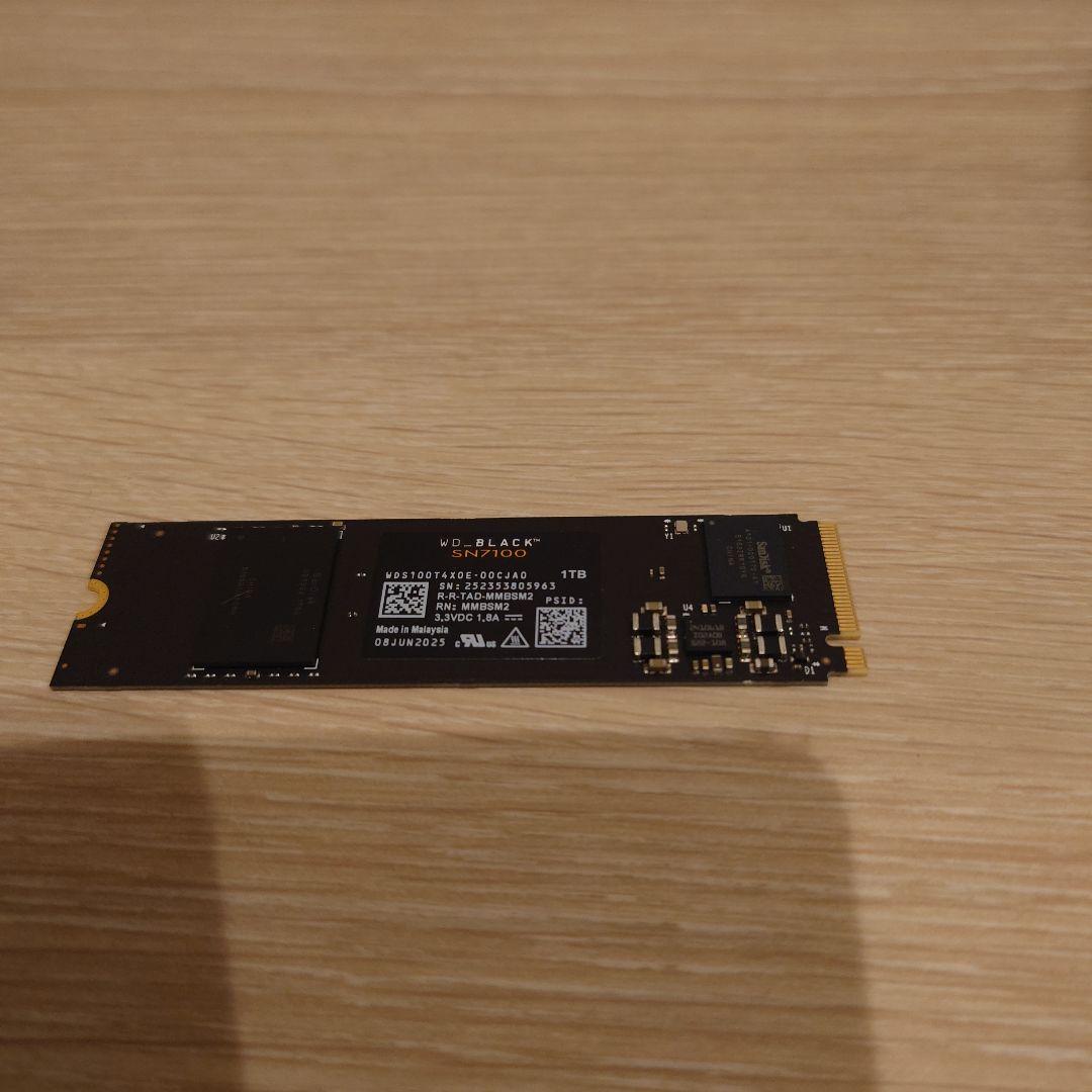 内蔵型SSD WD BLACK SN7100 1TB SSD