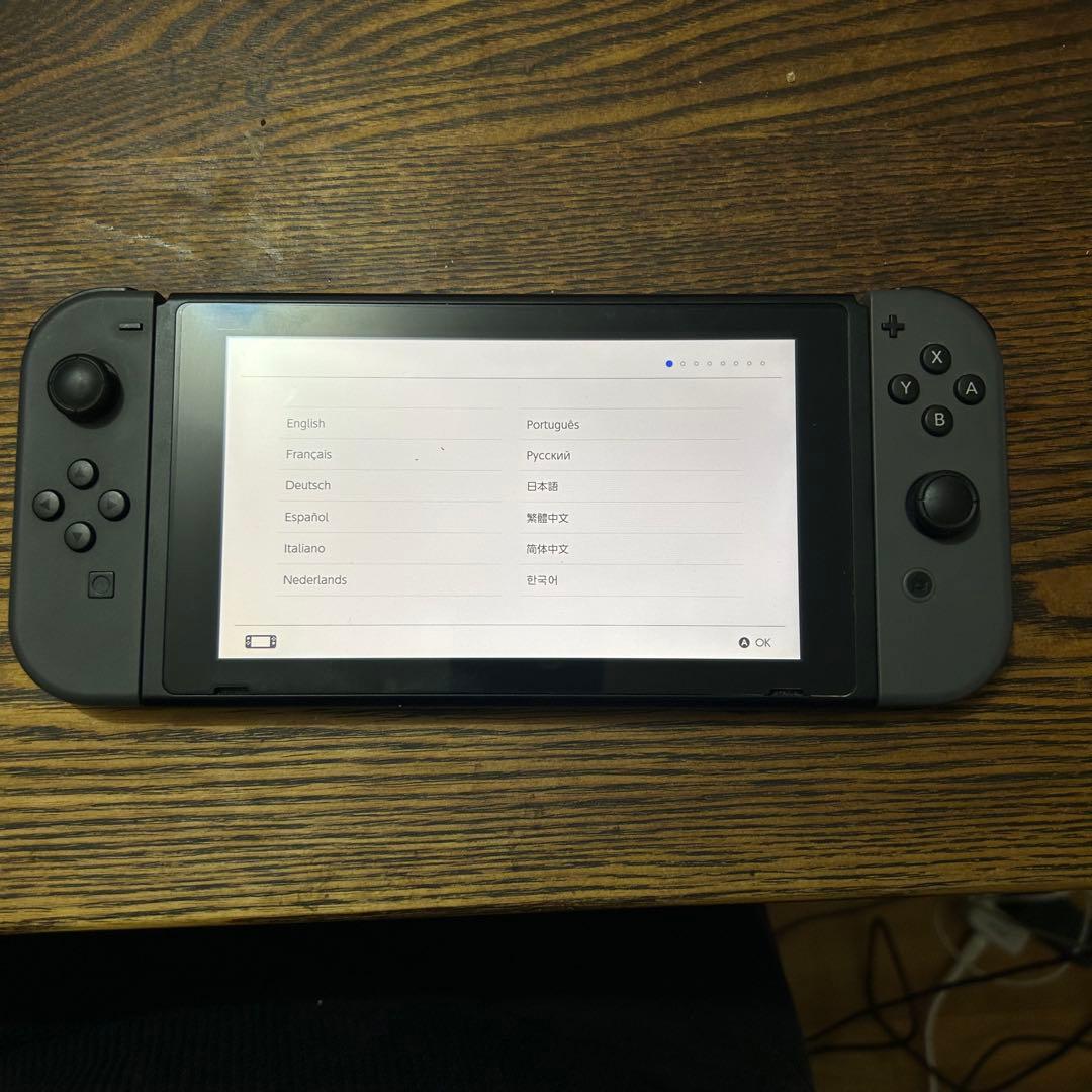 美品　Nintendo Switch 本体　付属品完備　使用少バッテリー強化版