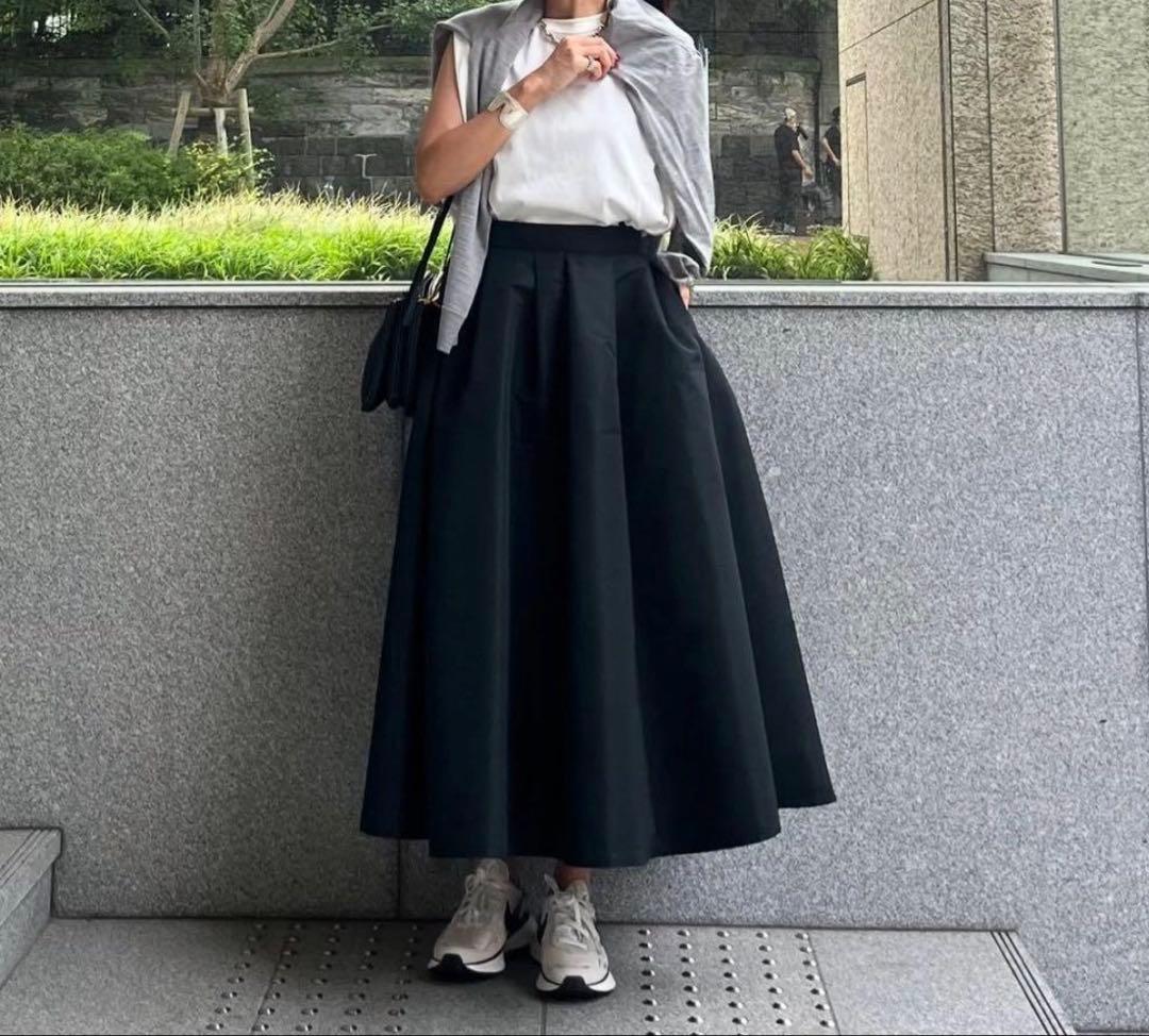 セール中‼️マルティニーク　メモリーグログランタックスカート