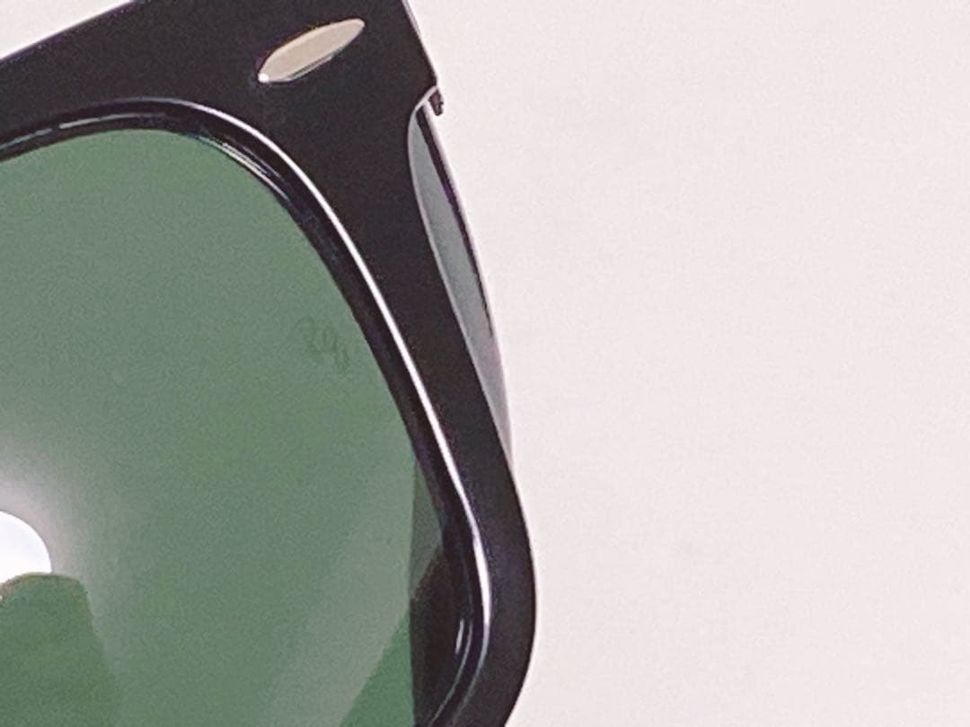【美品】Ray-Ban レイバンWayfarer（ウェイファーラー）RB2140