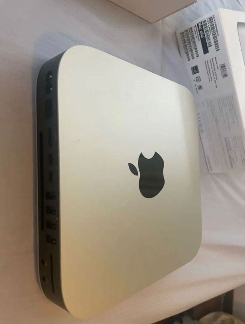 Apple Mac mini シルバー 元箱,デスクトップ、キーボード付