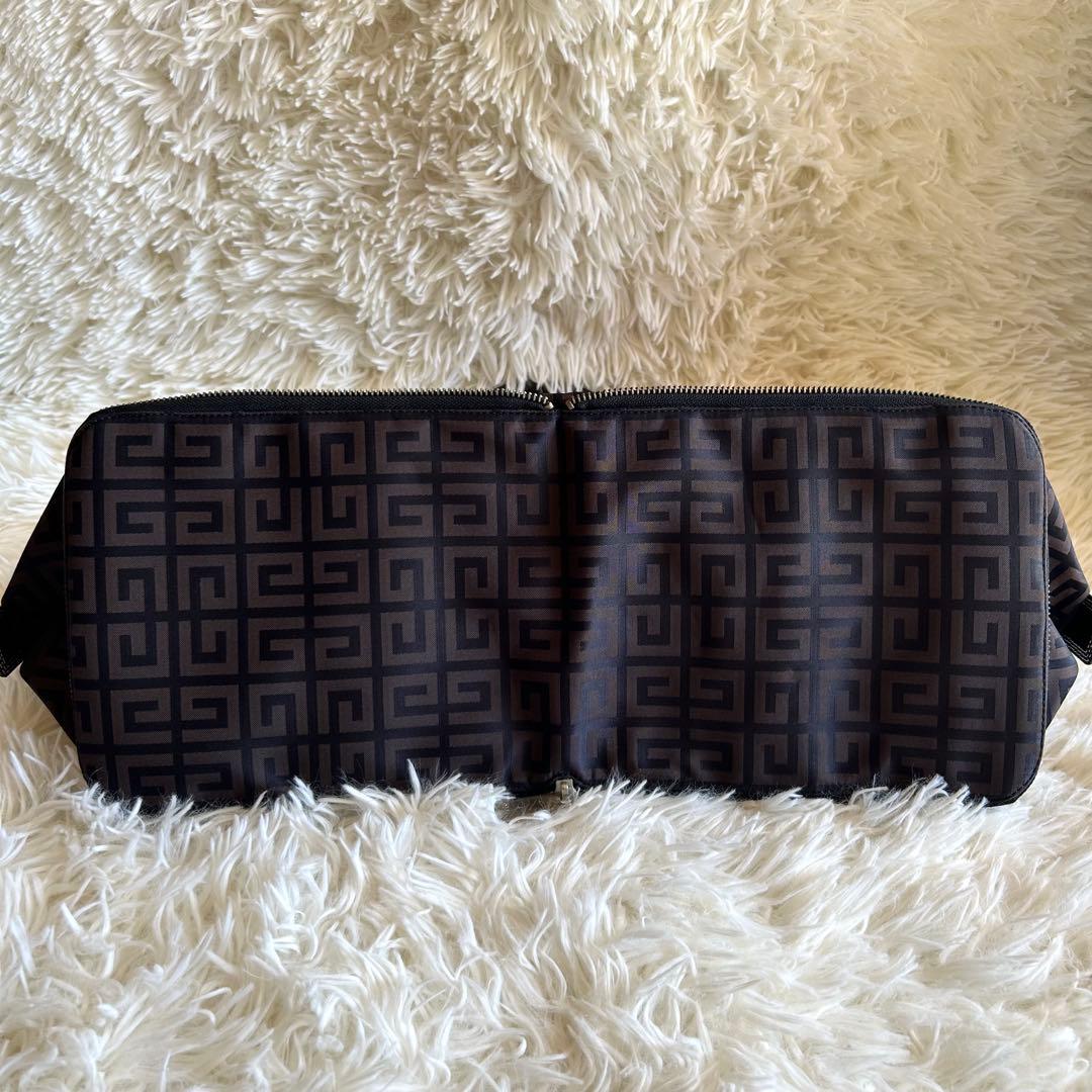 美品✨ジバンシー GIVENCHY ボストンバッグ パッカブル 大容量 総柄