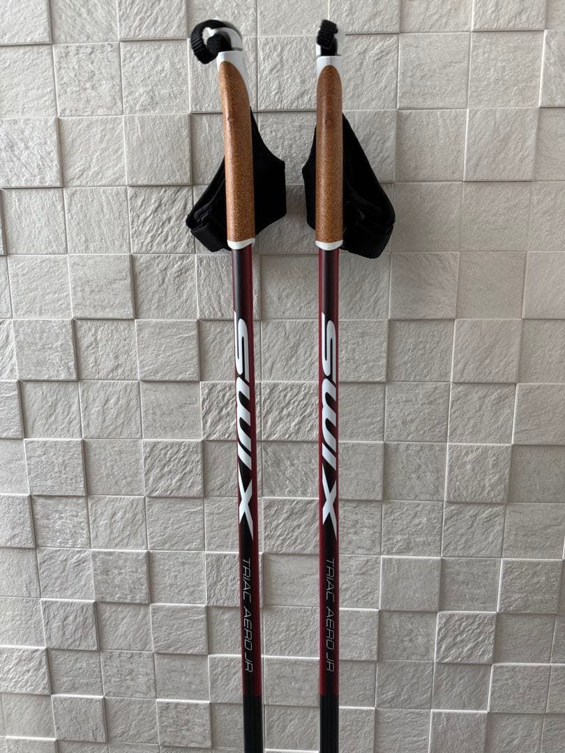 swix トライアックエアロジュニア　クロスカントリースキーストック　120cm