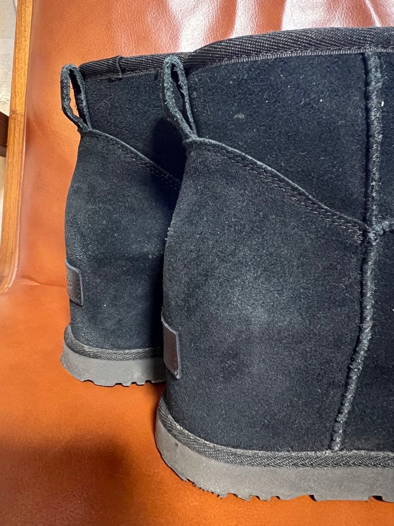 UGG ブラック ムートンブーツ8 Wclassic FEMME MINI
