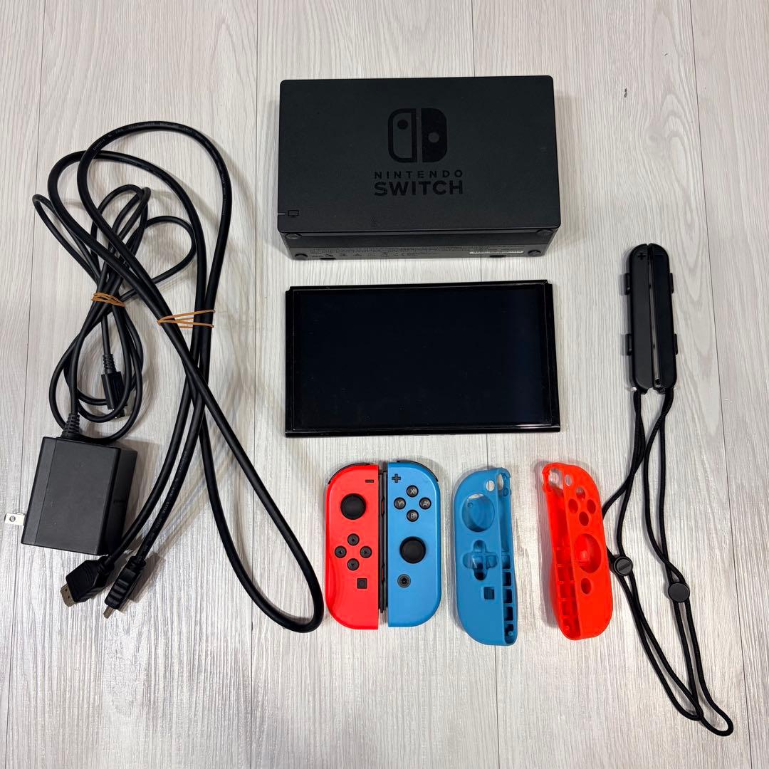 NintendoSwitch有機ELモデル 付属品はバッテリー強化型 初期化済