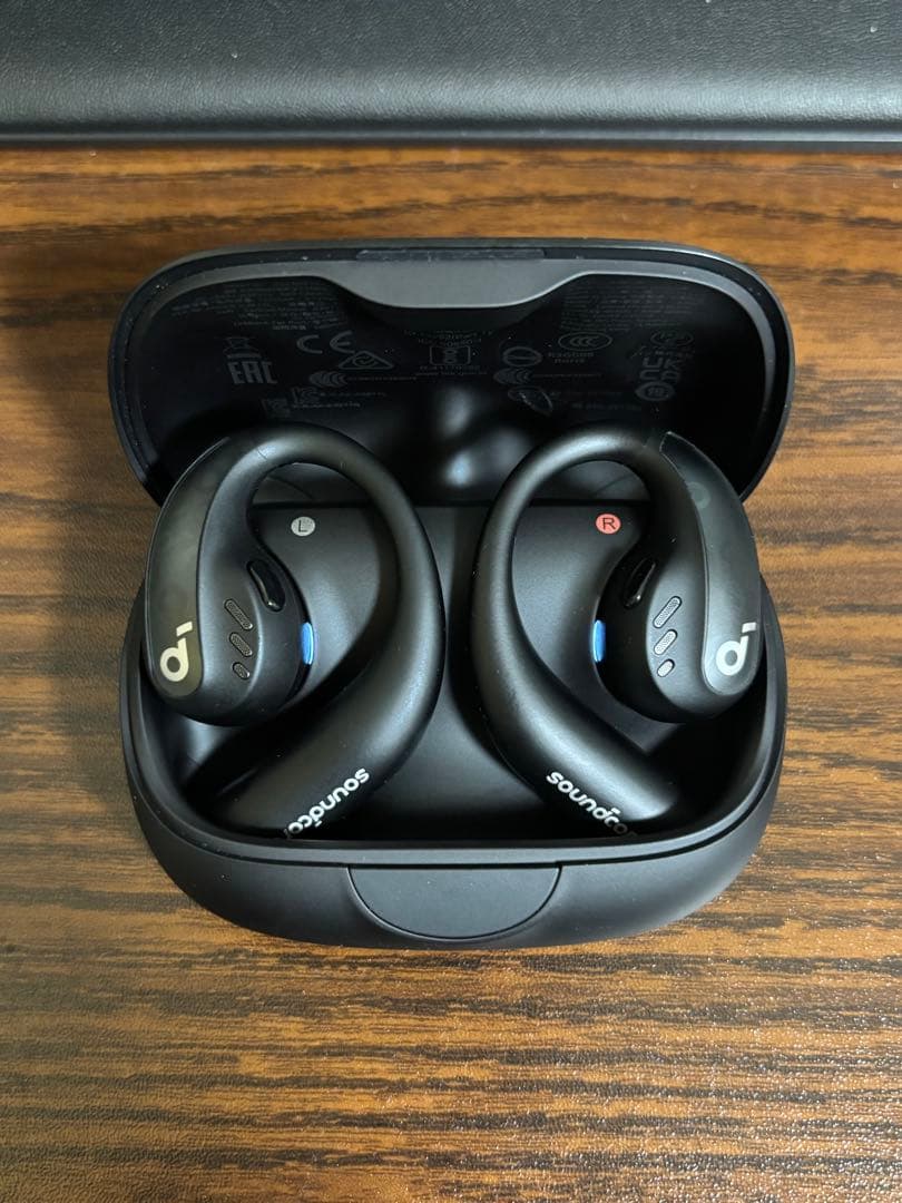 soundcore AeroFit Pro ワイヤレスイヤホン