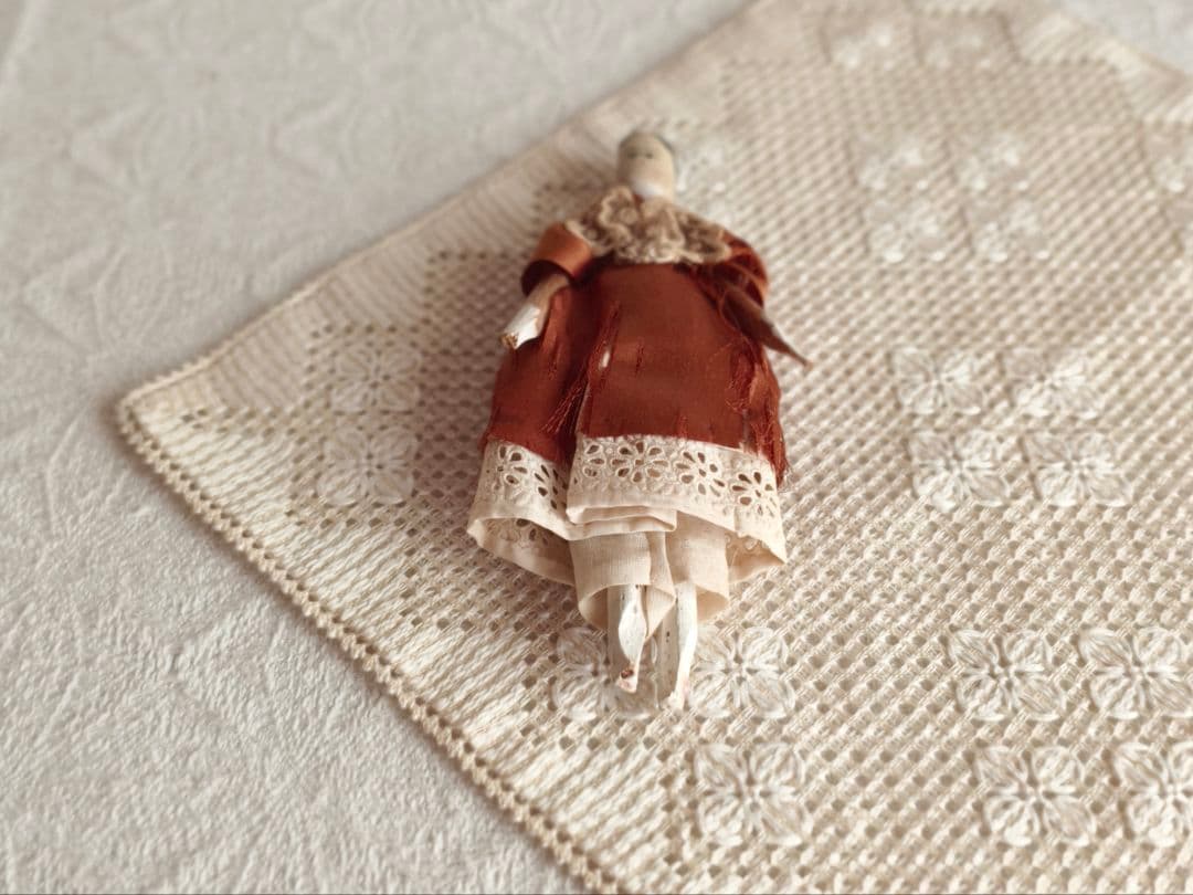 * antique doll ୨୧ .·*° アンティーク ペグドール
