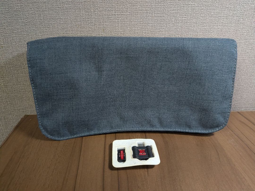 Nintendo Switch（2018モデル☻）ケース、アクセサリー色々付き