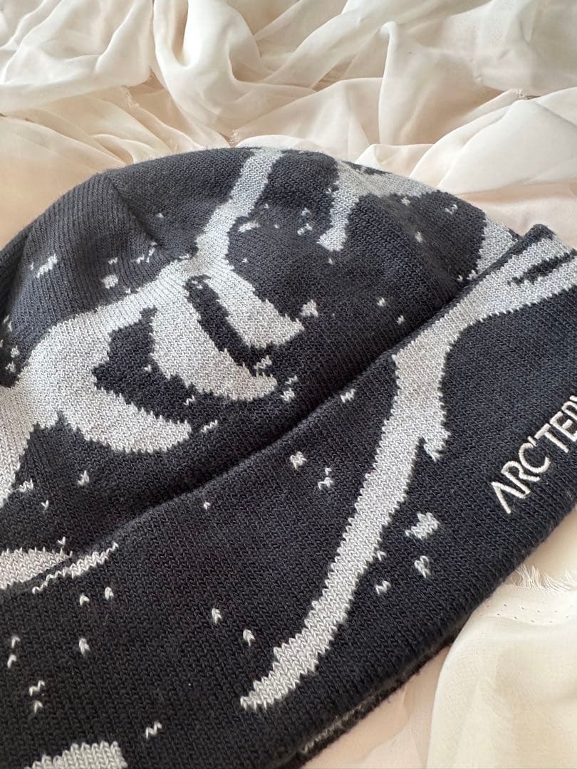 ARC'TERYX Grotto Toque ニット帽　ブラック　⌜ 正規品⌟