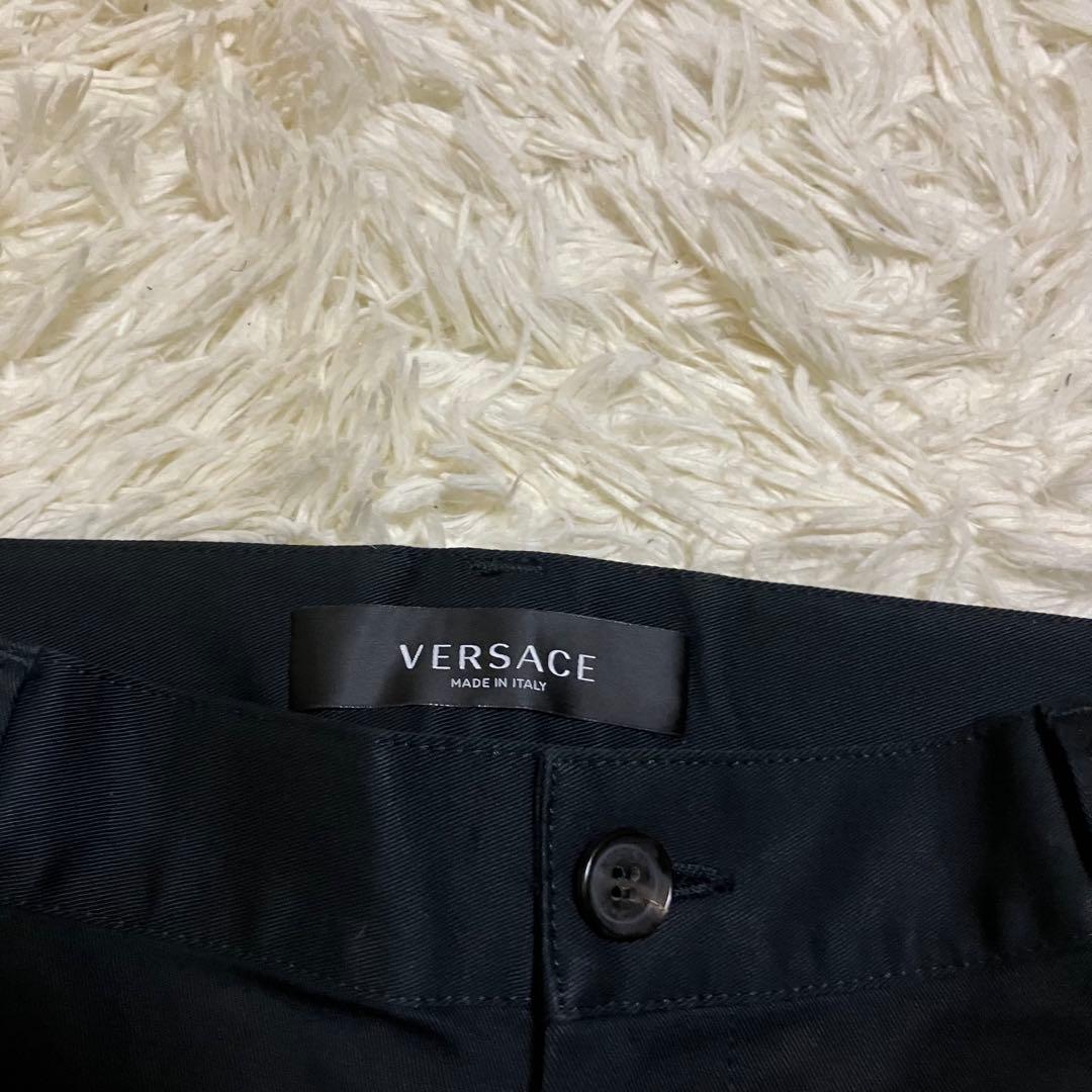 美品　ヴェルサーチ　PALAZZO バロック柄　ロールアップ　希少　ロゴ　刺繍