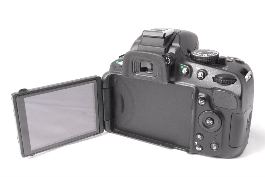 Nikon D5100✨ダブルレンズ✨おまけ多数✨簡単操作✨スマホ転送