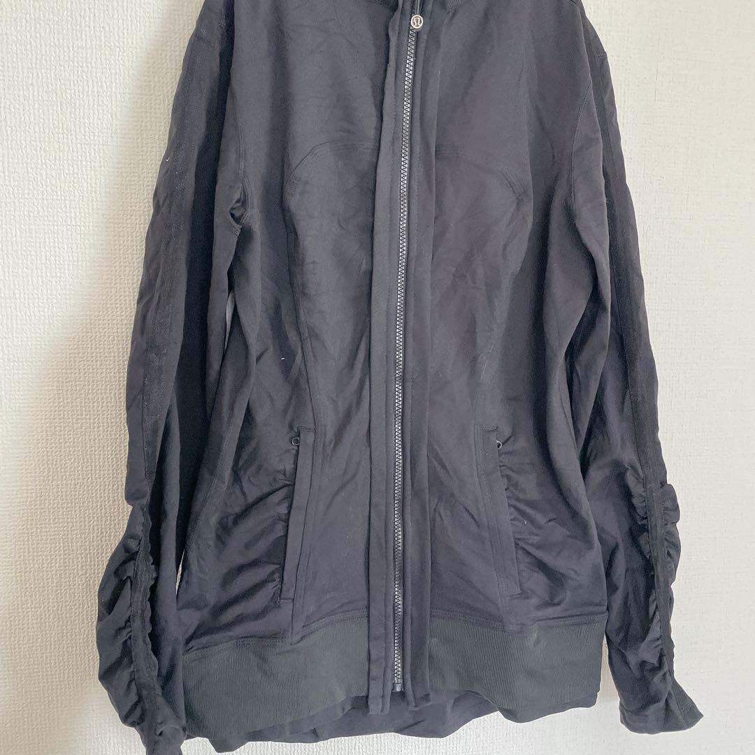 Lululemon 【8】ブラック フルジップ　ジャケット　黒　アウター