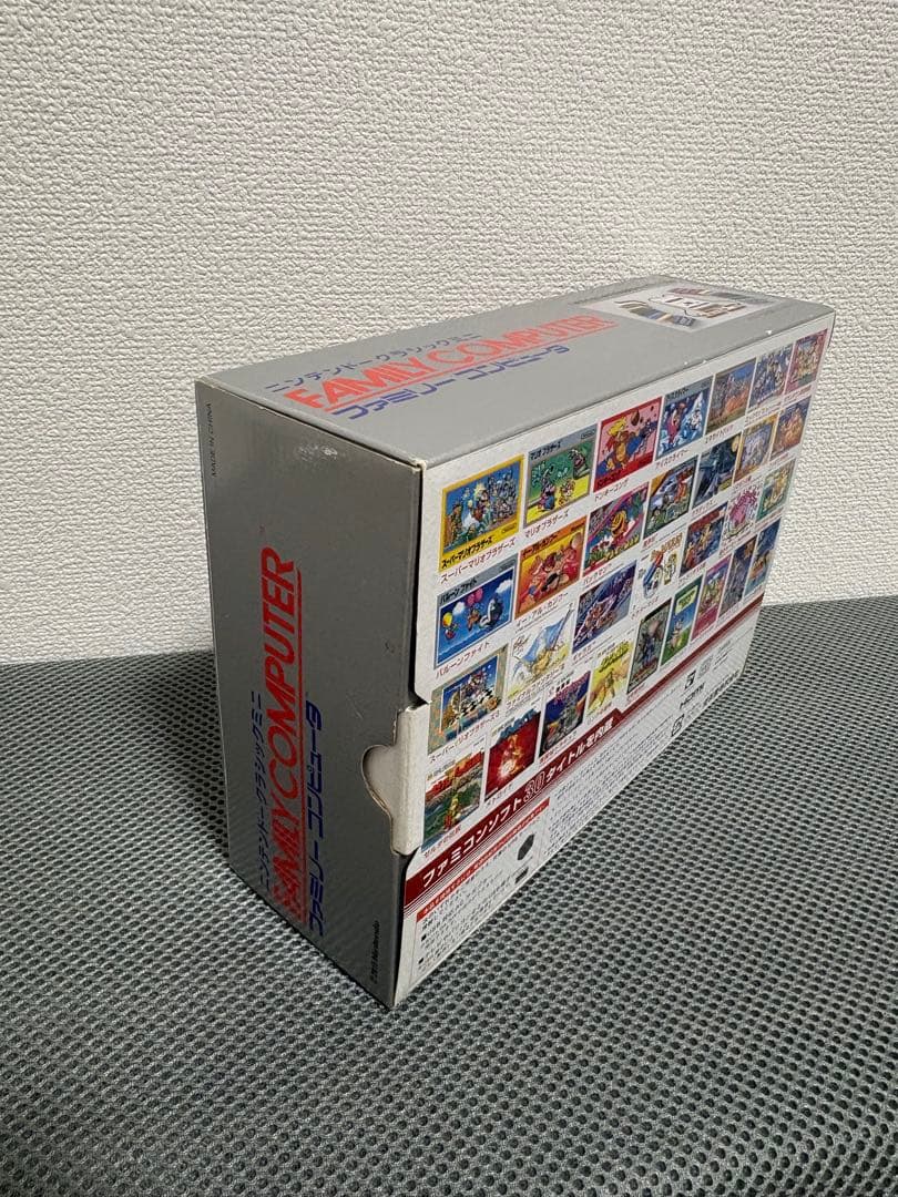 【動作確認済】ニンテンドークラシックミニ ファミコン 30本内蔵 箱傷あり