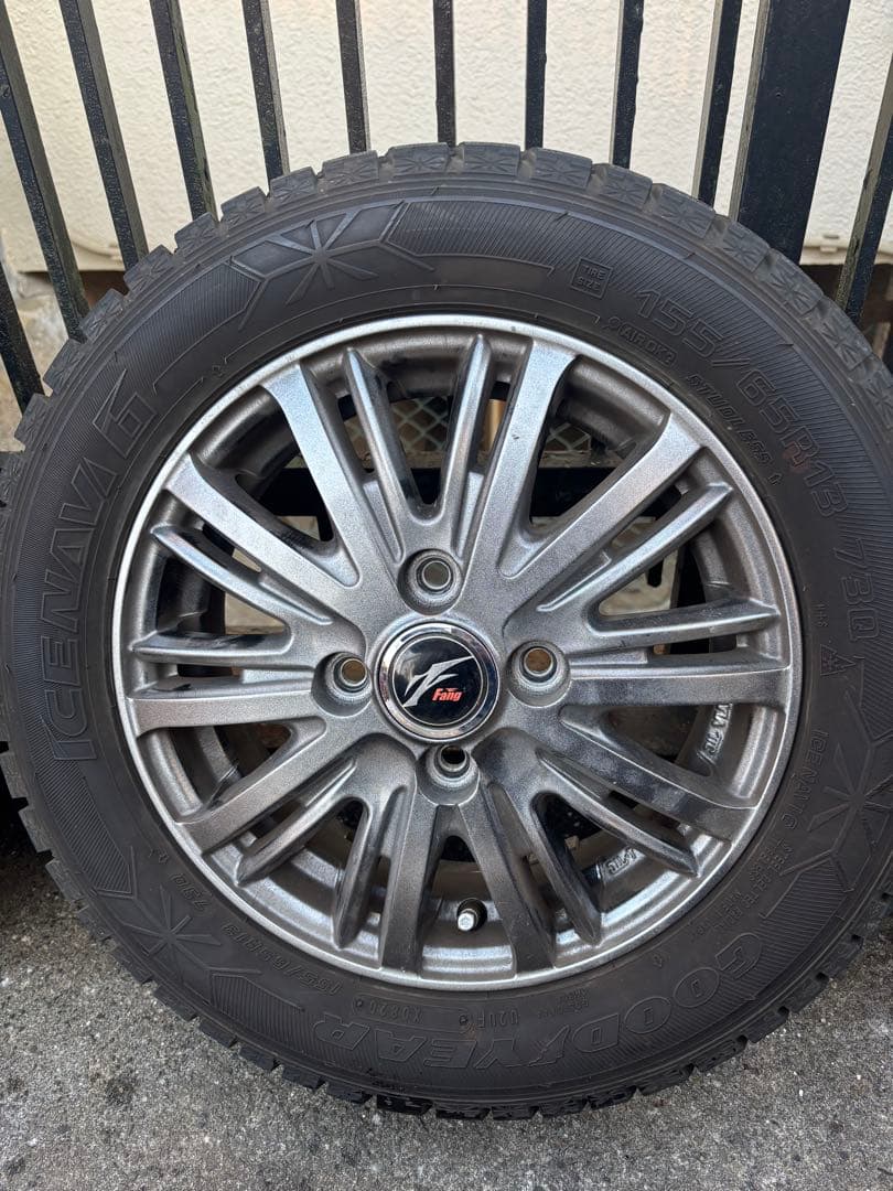 軽自動車　タイヤホイールセット　スタッドレス