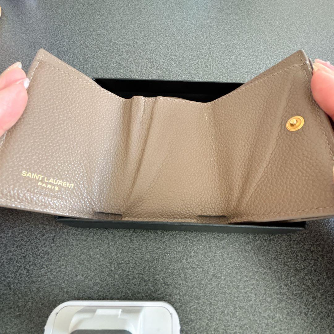 YSL ベージュ 三つ折り財布