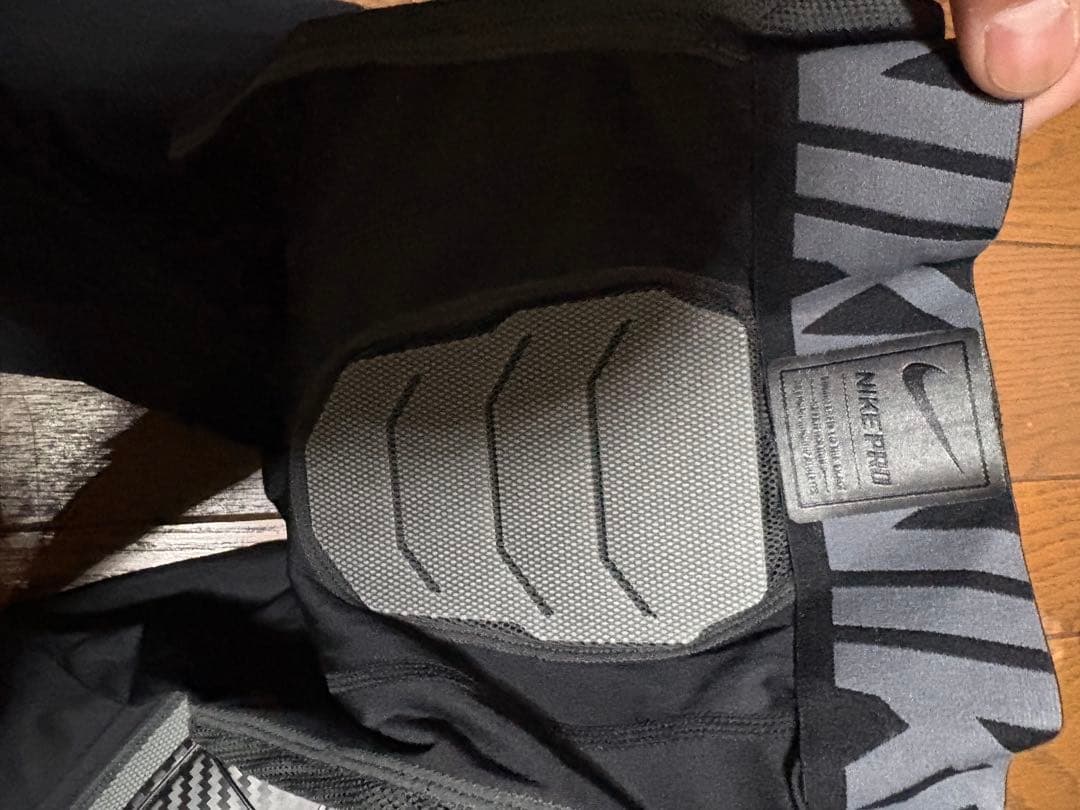 Nike Pro パッド付きパンツ Mサイズ