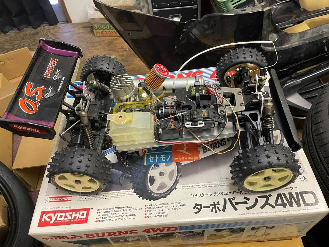 P*o様 京商 1/8 4WD エンジンバギー ターボバーンズ+フタバ　FP-2