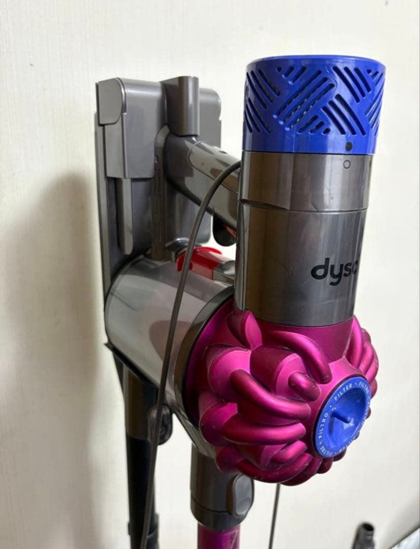 dyson V6 cord free pro 充電スタンドセット　ダイソン　実働
