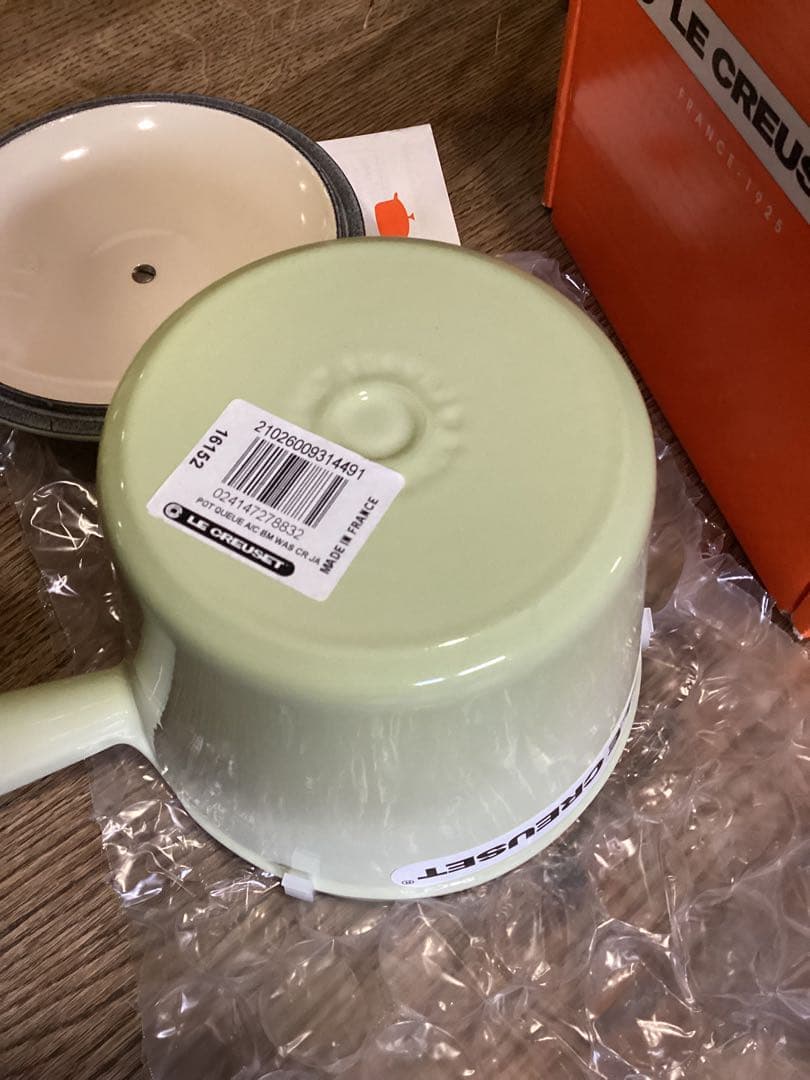 ル・クルーゼ　ウィンザーポット16センチ　新品未使用　WASABI ワサビ
