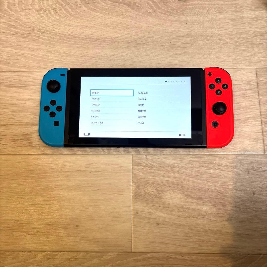 Nintendo Switch 本体 箱無し 付属品付き
