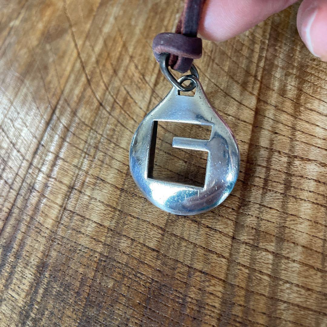 GUCCI ネックレス　オールドグッチ　シルバー　ペンダントトップ