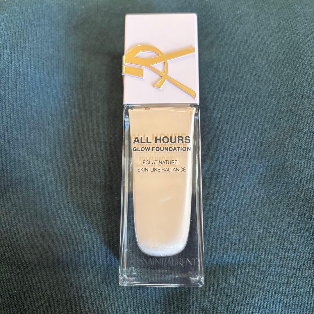 【新品未使用】YSL オールアワーズ リキッド グロウ LN1