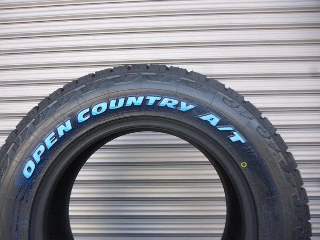 送料込☆TOYOオープンカントリーA/TⅢ☆215/65R16LT☆ハイエース