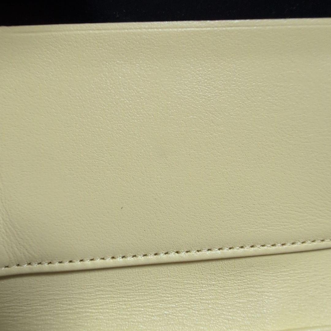 CHANEL イエロー 折り財布