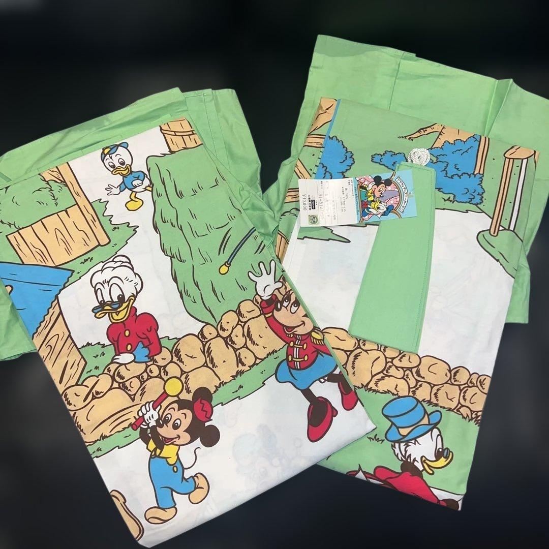 ボ*ン様 新品ヴィンテージミッキーパレードドナルドDisneyカーテン100×1