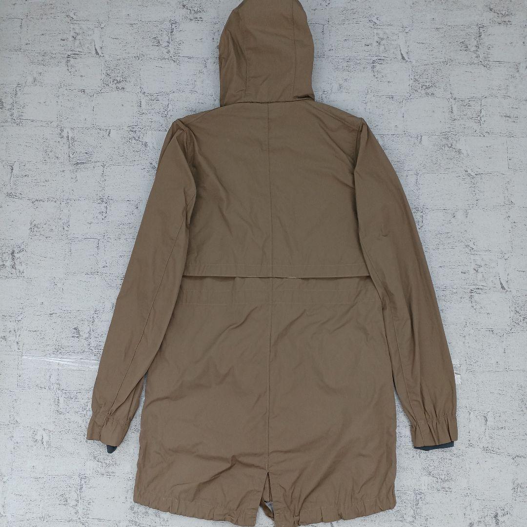 MOUNTAIN HARDWEAR ナイロンマウンテンパーカー