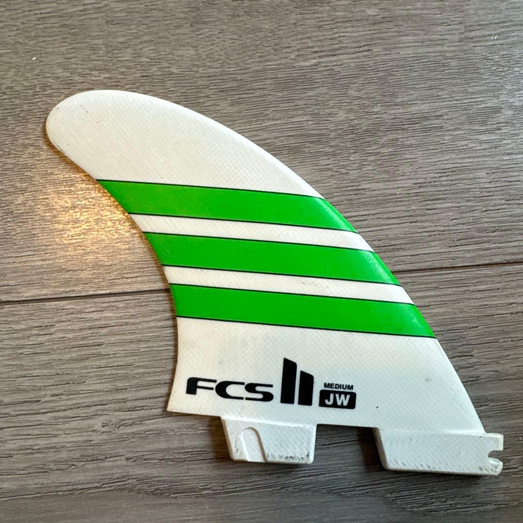FCS II JW ミディアム サーフボードフィン