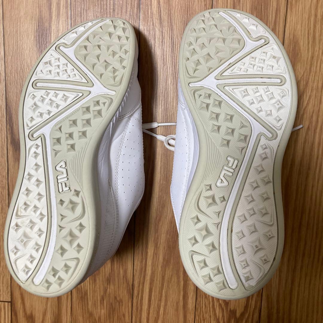 《美品》FILA ゴルフシューズ ディスラプター24.5cm レディース