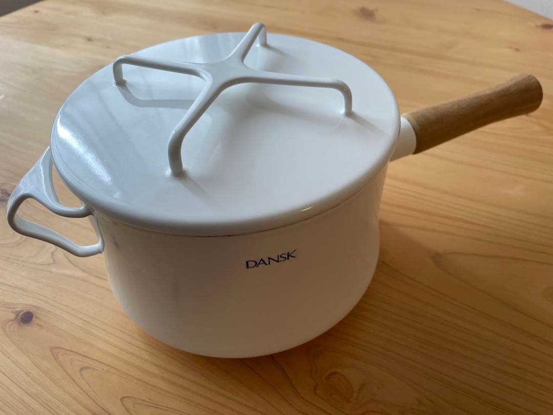 DANSK コベンスタイル　白色　深型　18cm ホーロー鍋